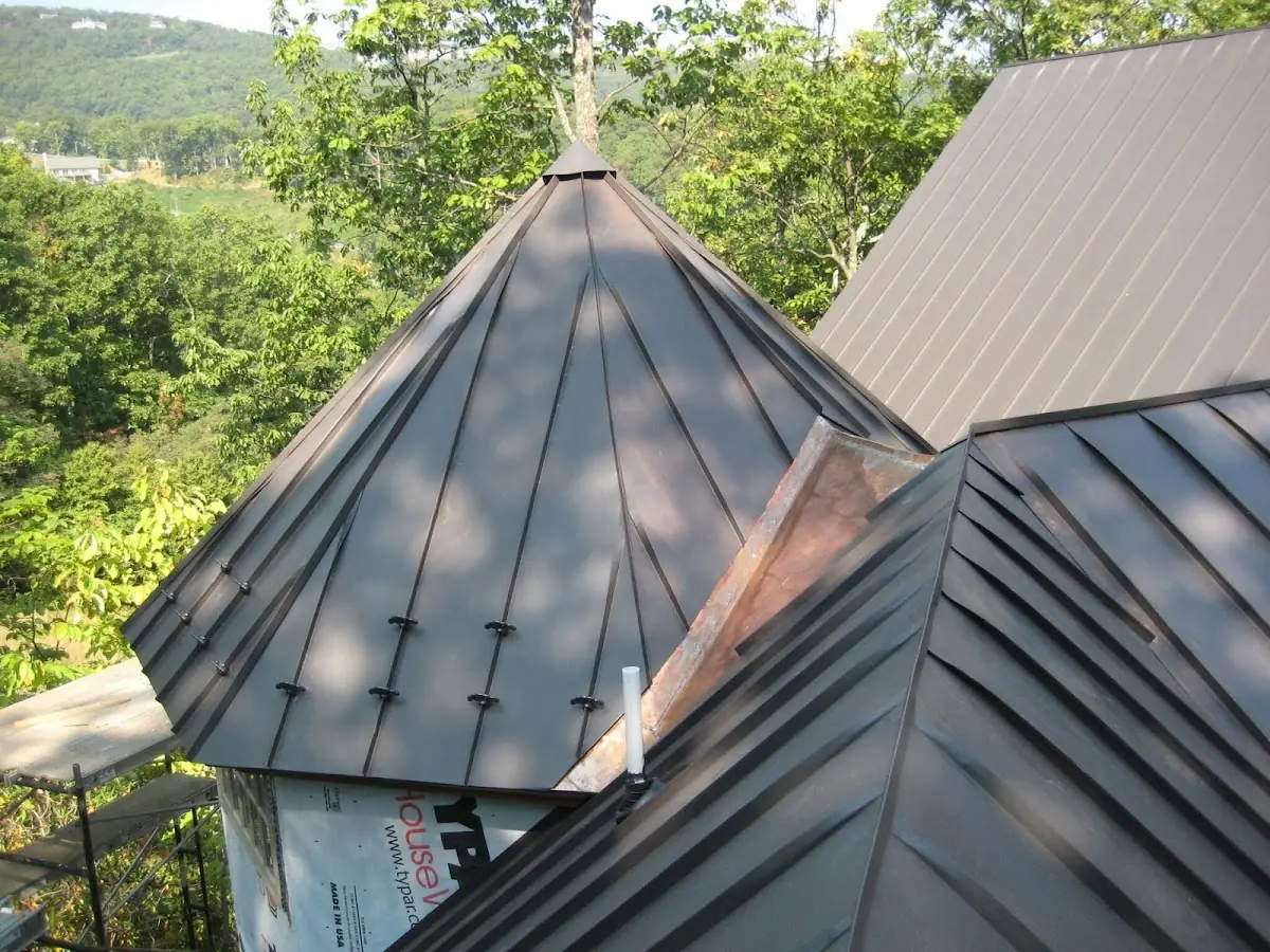 Professional Gutter Cleaning by Craftsman Roofing in Spring Valley